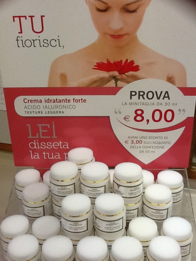 CREMA ALL’ACIDO IALURONICO